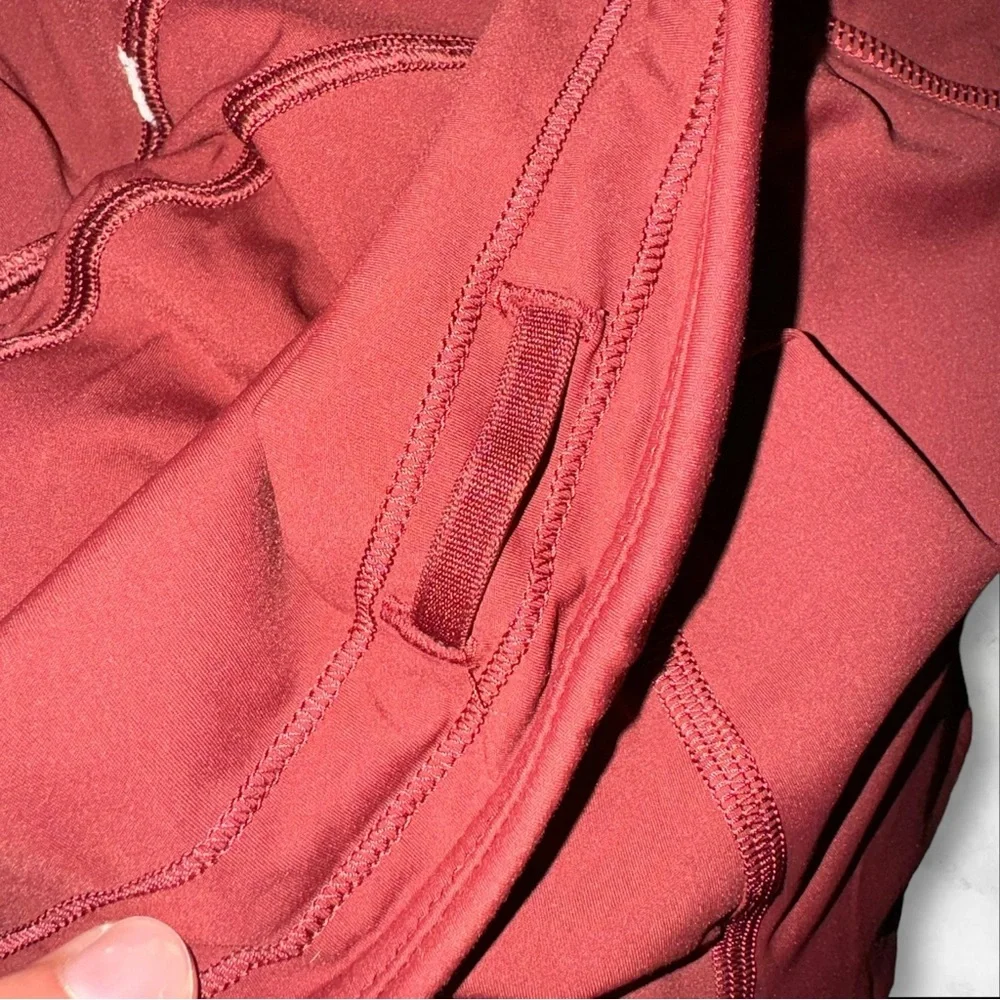 Lululemon Leggings 21 in Cropped Cassis Maroon Size 4 Womens Time‎ To Sweat - Picture 3 of 7